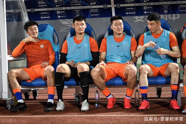 马特乌斯：美国当地草皮状况很糟糕，他们还在用60年前的浇水方式